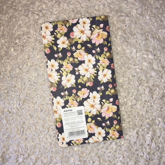 Floral Patterned Notebook - Picture 2 of 5
